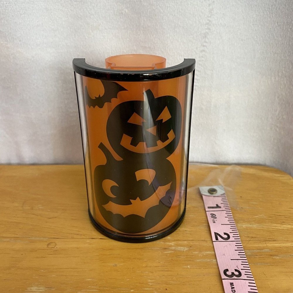 Halloween Bath & Body Works Pumpkin Plug-in Wallflower 1st Generation
